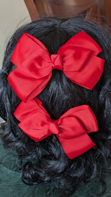 Red -plain Bows